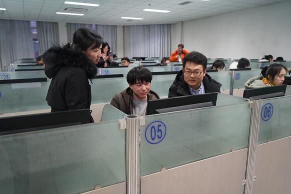 中文黄色网站