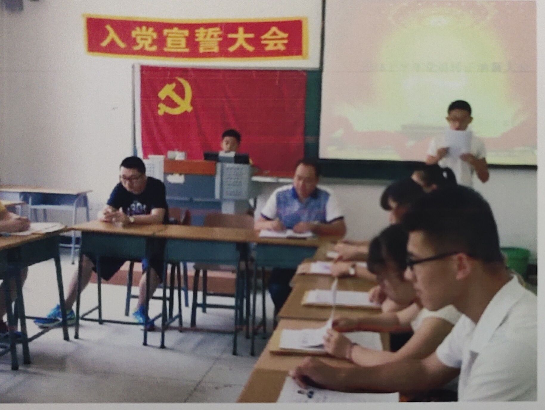 中文黄色网站