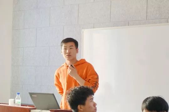 中文黄色网站