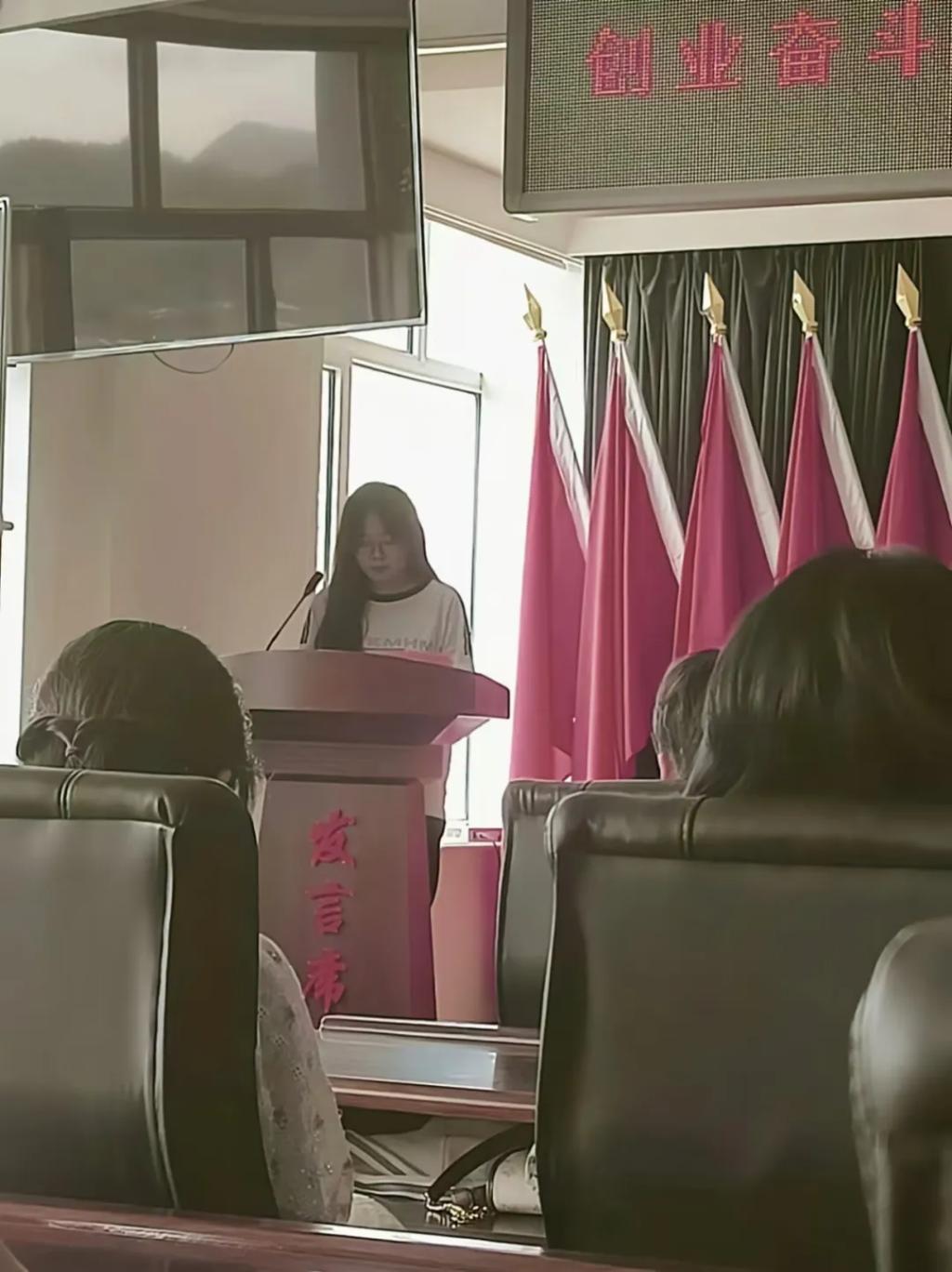中文黄色网站