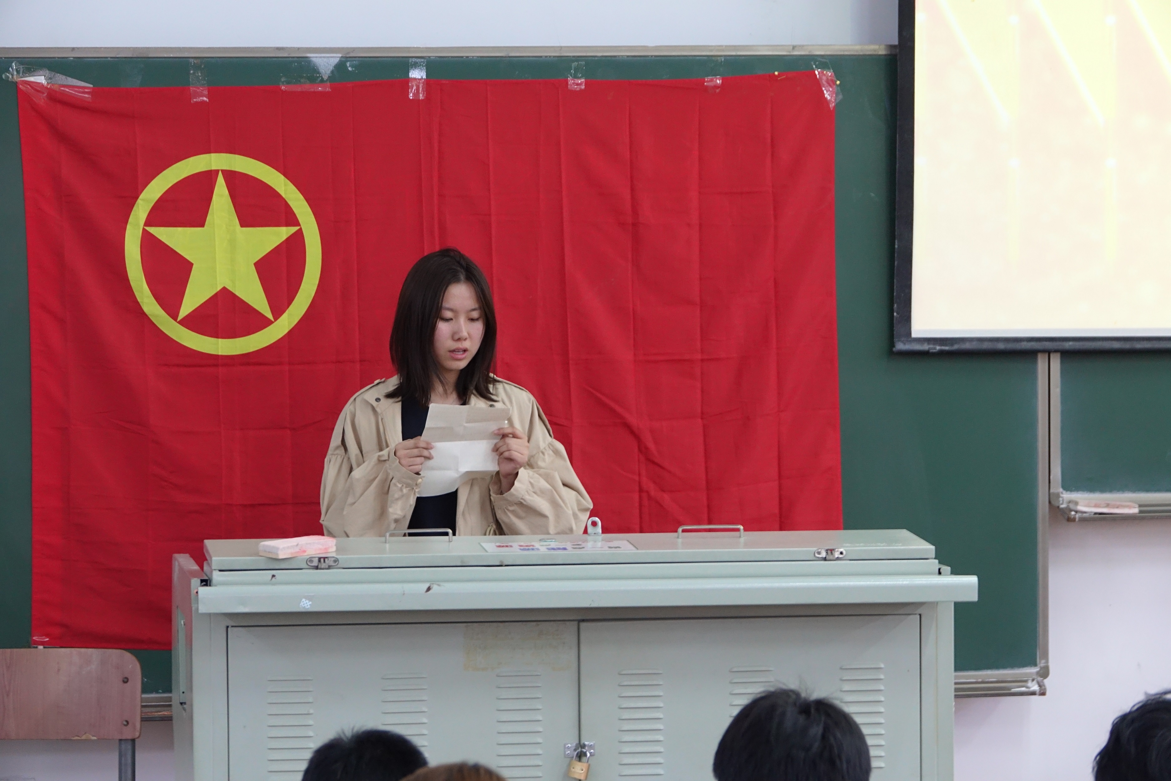 中文黄色网站
